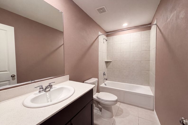 Photo 9 of 20 of 5832 Timber Point Dr, Princeton, TX