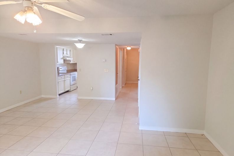 Photo 5 of 17 of 2 Cinderella Ln NW, Fort Walton Beach, FL