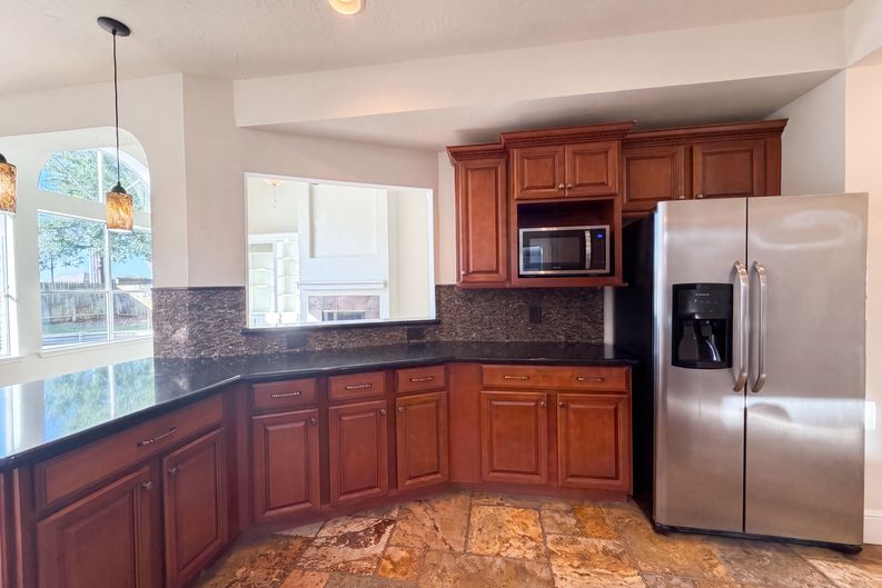 Photo 6 of 26 of 23130 Willow Canyon Dr, Katy, TX