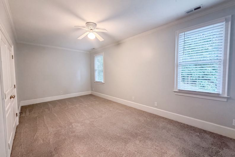 Photo 10 of 20 of 480 Robinson Rd, Mooresville, NC
