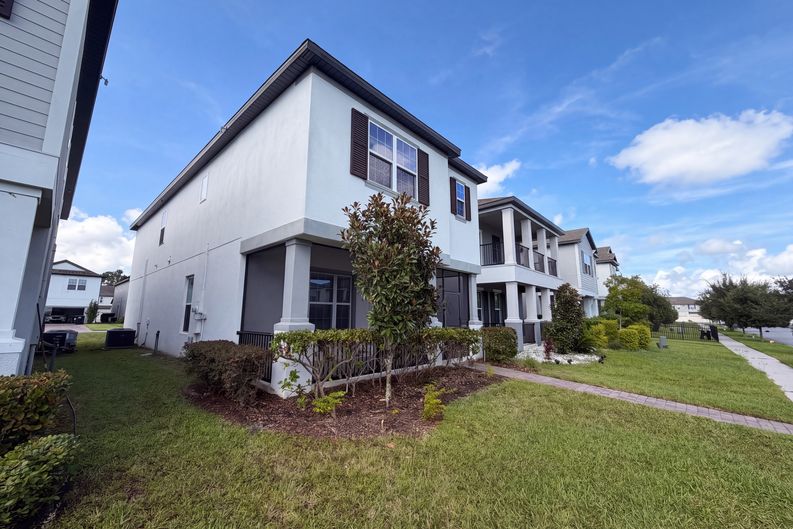 Photo 33 of 40 of 1572 Astoria Arbor Ln, Orlando, FL