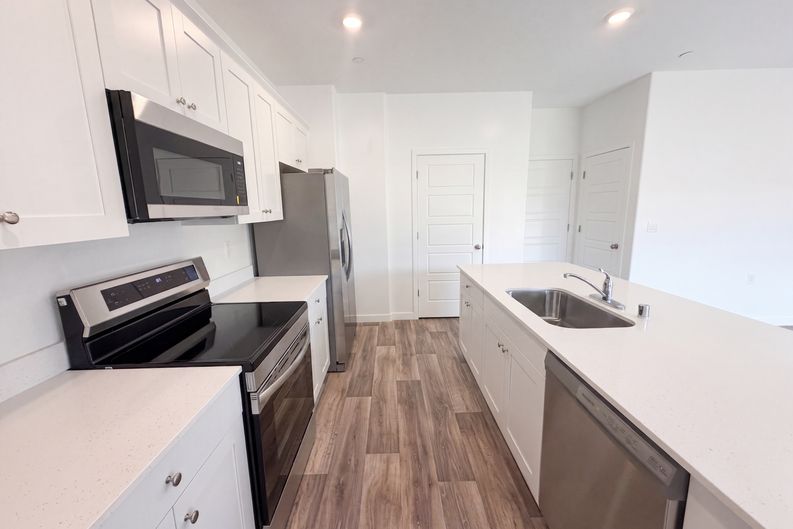 Photo 7 of 18 of 3267 Carambola Ave, Clovis, CA