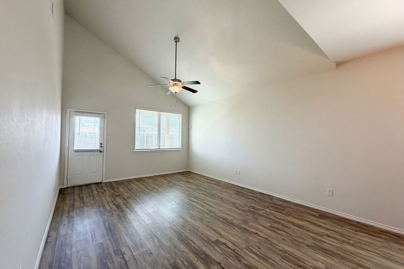Photo 3 of 22 of 20623 Petunia Peak St, Katy, TX