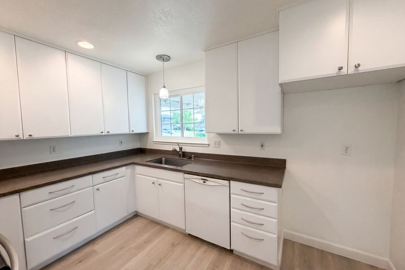 Photo 12 of 28 of 6840 Oaklawn Way, Fair Oaks, CA