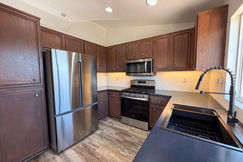 Photo 8 of 20 of 22125 Country Hills Dr, Wildomar, CA
