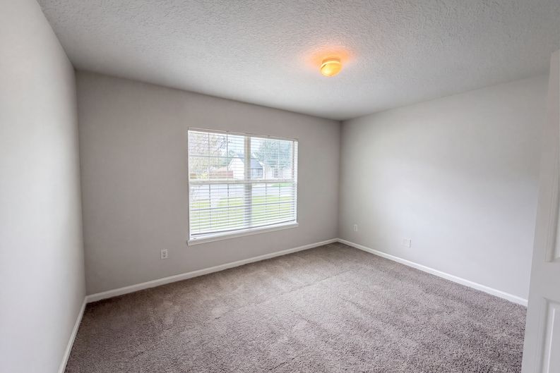 Photo 13 of 22 of 6026 Fillyside Trl, Jacksonville, FL