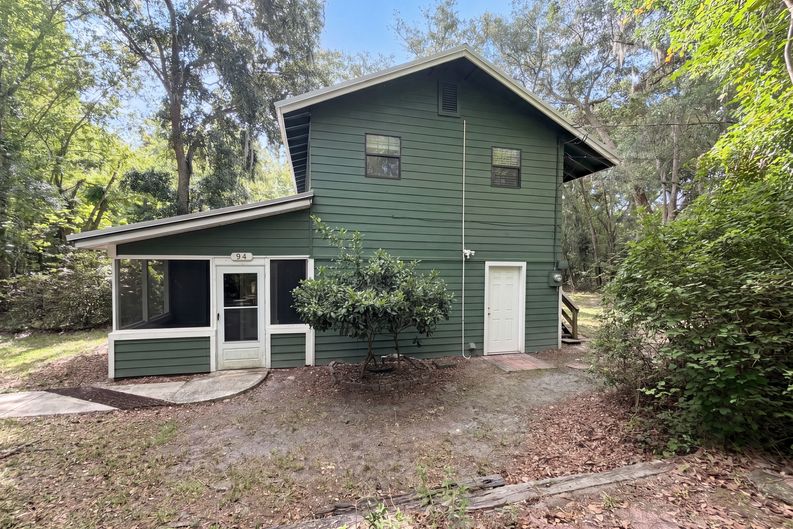 Photo 13 of 18 of 94 Conifer Cir, Middleburg, FL