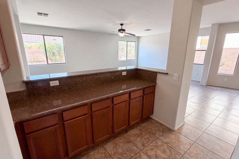 Photo 19 of 47 of 17641 W Valentine St, Surprise, AZ
