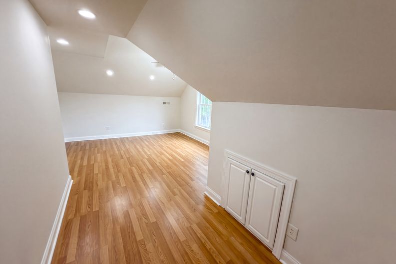 Photo 12 of 19 of 2037 Olde Towne Dr, Monroe, NC