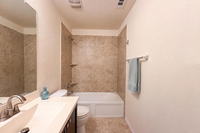 Photo 12 of 18 of 276 Circle Way, Jarrell, TX