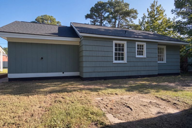 Photo 5 of 17 of 1612 Beech St, Goldsboro, NC