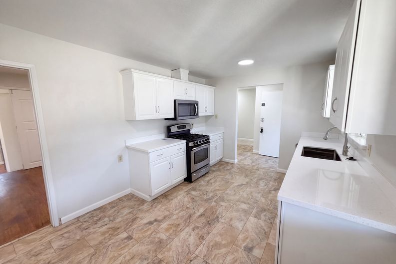 Photo 7 of 16 of 3020 Christina Ave, Stockton, CA