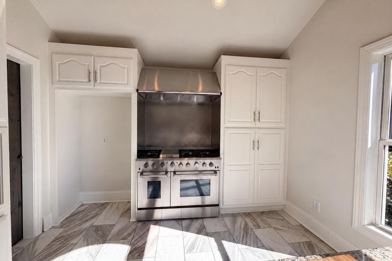 Photo 6 of 27 of 502 Live Oaks Ct, Fort Mill, SC