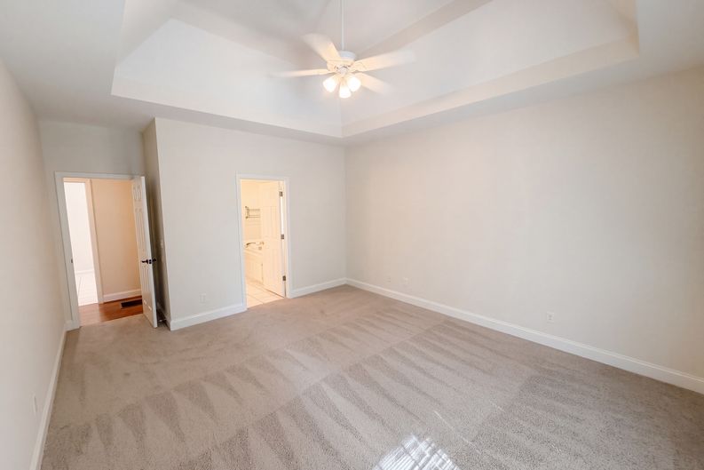 Photo 11 of 20 of 940 Cider Ridge Ct, Clarkesville, GA