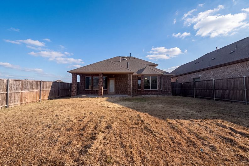 Photo 5 of 21 of 600 Brock Dr, Anna, TX
