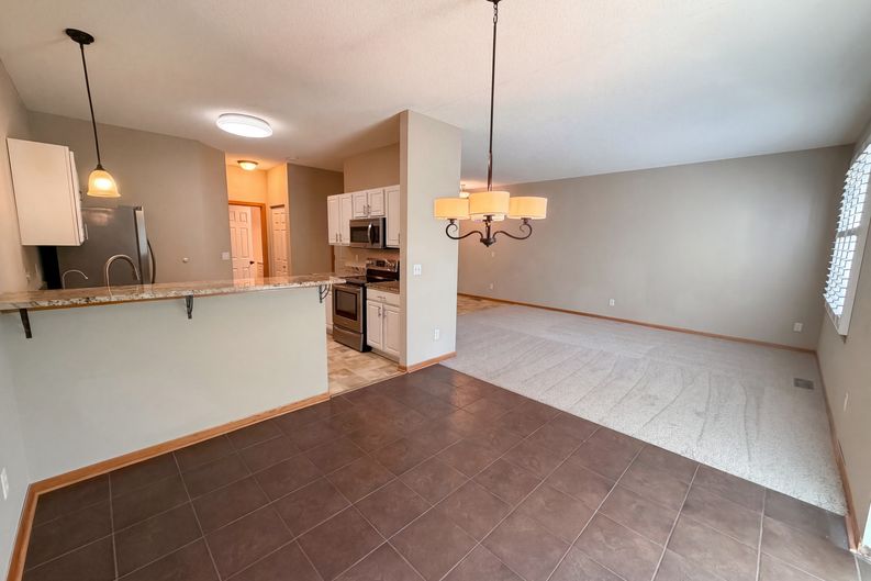 Photo 8 of 26 of 17005 78th Pl N, Maple Grove, MN