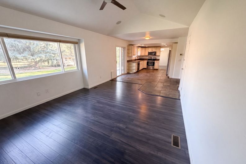 Photo 9 of 39 of 20890 E Sussex Ct, Parker, CO