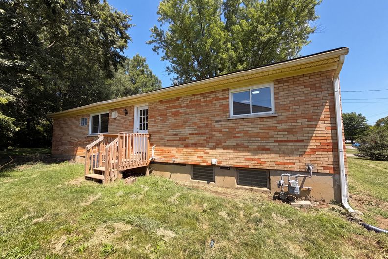 Photo 5 of 21 of 9707 Wescott Rd, Cincinnati, OH