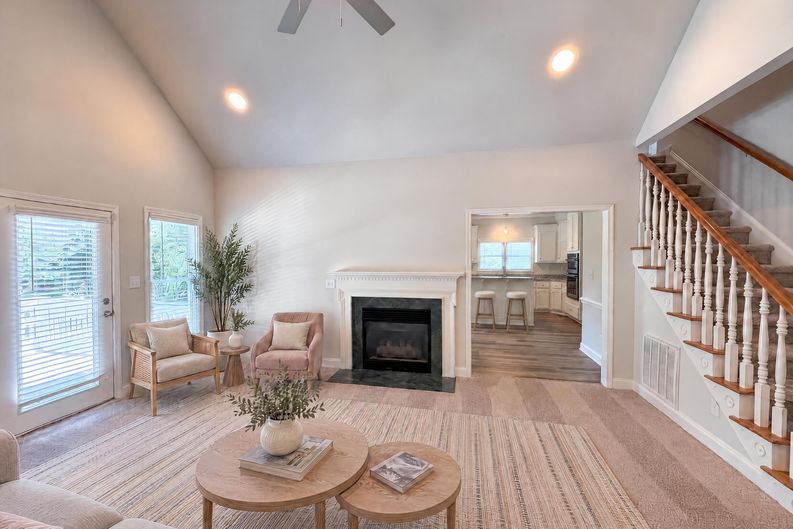 Photo 7 of 23 of 212 Timberlane Dr, Belmont, NC