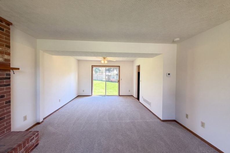 Photo 9 of 34 of 3192 Wild Dunes Ct, Pickerington, OH
