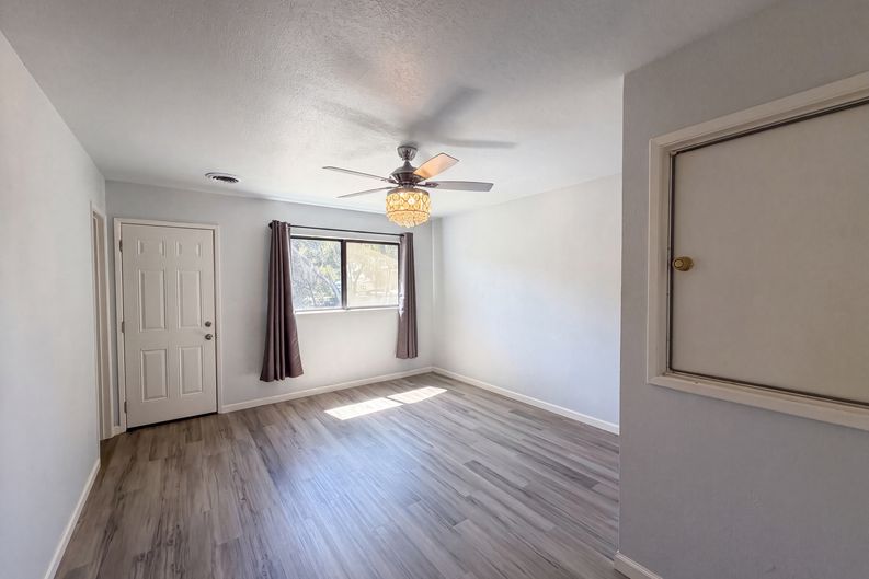 Photo 12 of 34 of 23944 Oakmont Way, Auburn, CA