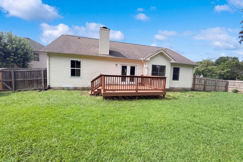 Photo 5 of 16 of 3441 Bridgeton Cv, Antioch, TN