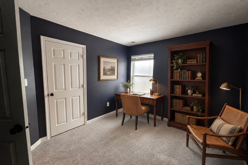 Photo 15 of 21 of 5259 Baysdon Cir, Indianapolis, IN