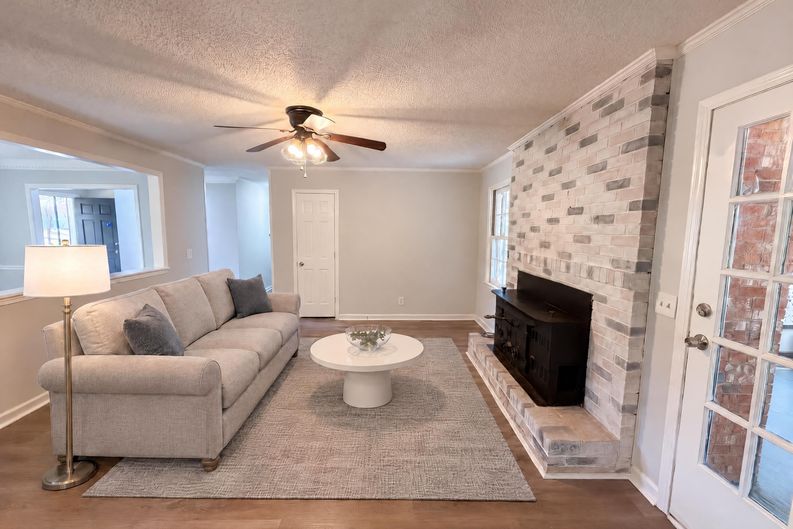 Photo 10 of 20 of 136 Cressfell Rd, Irmo, SC