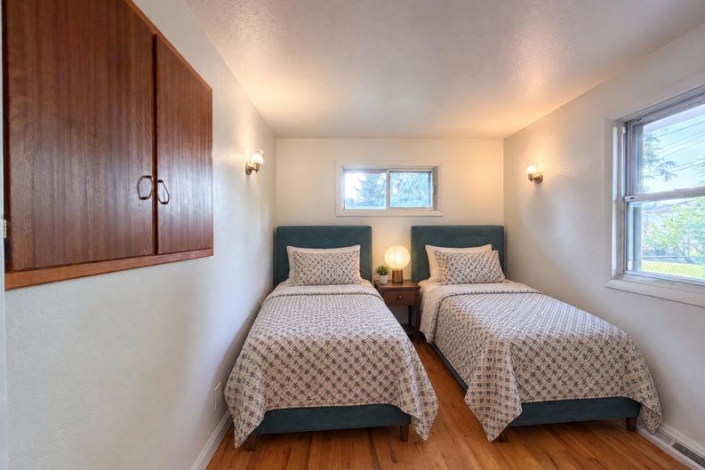 Photo 6 of 43 of 1535 W 15th St, Loveland, CO