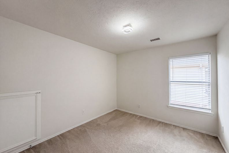 Photo 18 of 22 of 20615 Sandy Bay Ln, Katy, TX