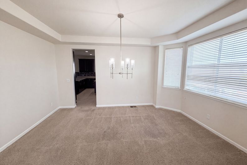 Photo 11 of 54 of 22197 E Easter Cir, Aurora, CO