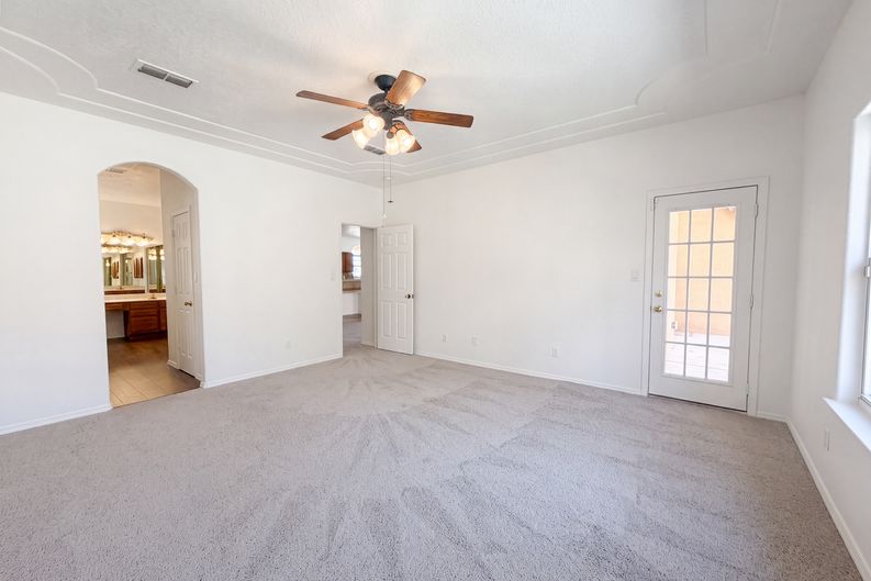 Photo 9 of 29 of 9809 Buckeye St NW, Albuquerque, NM