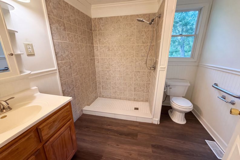 Photo 13 of 21 of 207 E Park St, Trafalgar, IN
