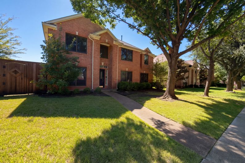 Photo 32 of 34 of 4412 Cedar Valley Dr, Plano, TX