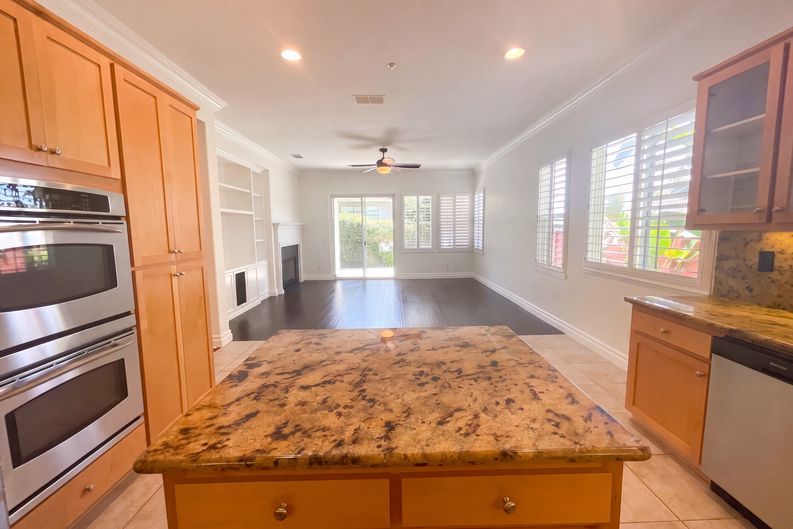 Photo 11 of 33 of 6520 Nebula Ct, Rocklin, CA