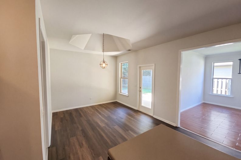 Photo 7 of 15 of 4233 Sierra Way, Gardendale, AL