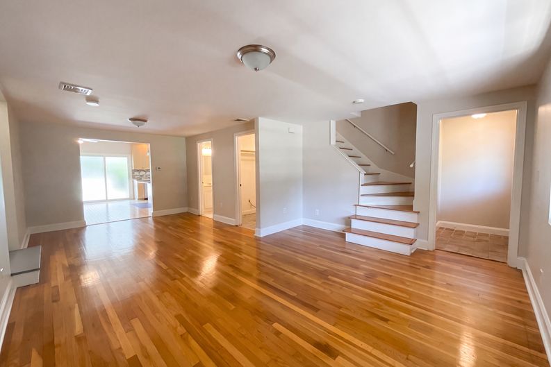 Photo 11 of 41 of 661 Main St, Millis, MA