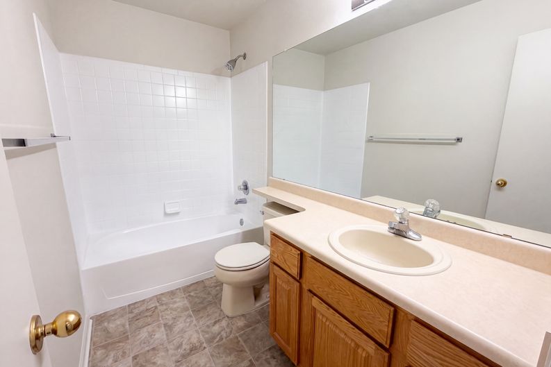 Photo 24 of 40 of 821 Sage Sparrow Cir, Highlands Ranch, CO