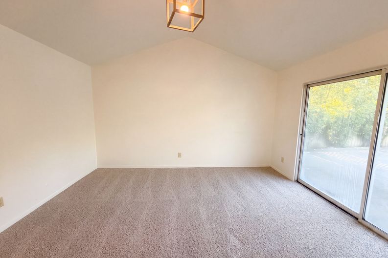 Photo 21 of 28 of 9149 Starina Way, Sacramento, CA