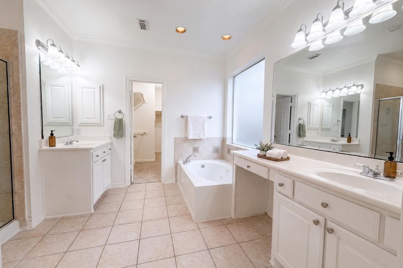 Photo 13 of 40 of 25719 Shady Spruce Ln, Katy, TX