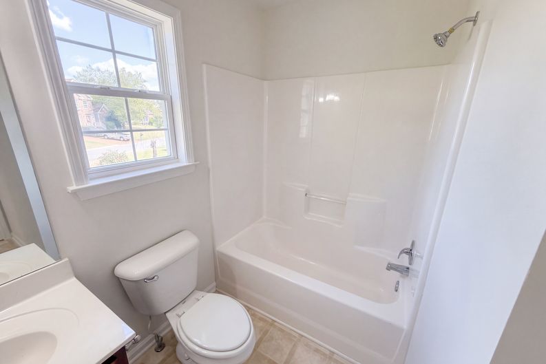 Photo 24 of 31 of 3017 Farmville Cir, Spring Hill, TN