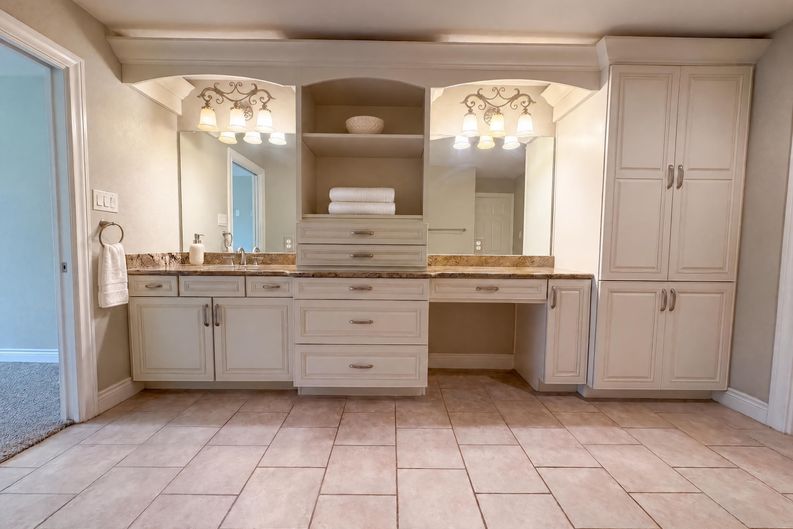 Photo 12 of 27 of 26441 White Eagle Dr, San Antonio, TX