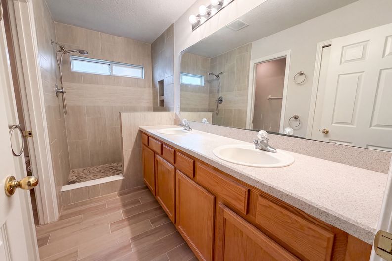 Photo 17 of 22 of 6026 Fillyside Trl, Jacksonville, FL