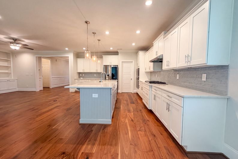 Photo 6 of 20 of 1279 Dairy Glen Dr, Fuquay Varina, NC