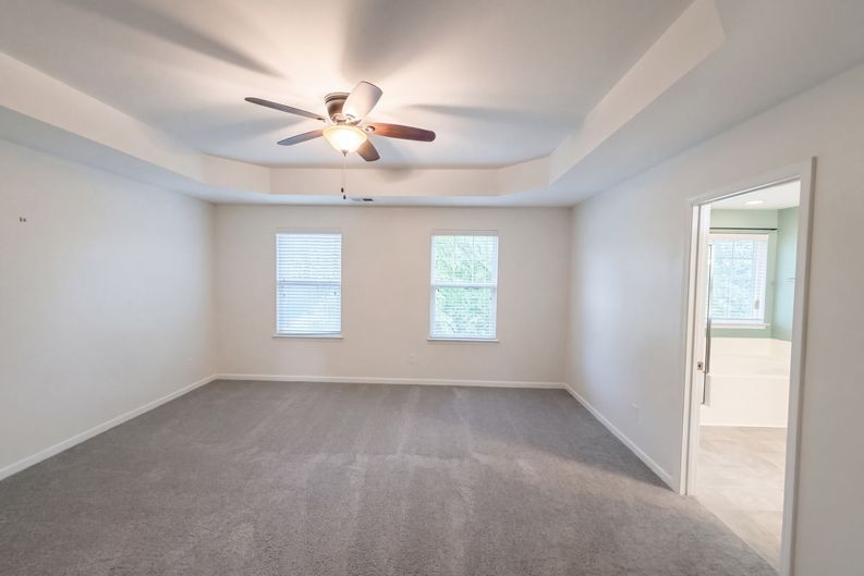 Photo 4 of 24 of 301 Freeland Way, Moncks Corner, SC