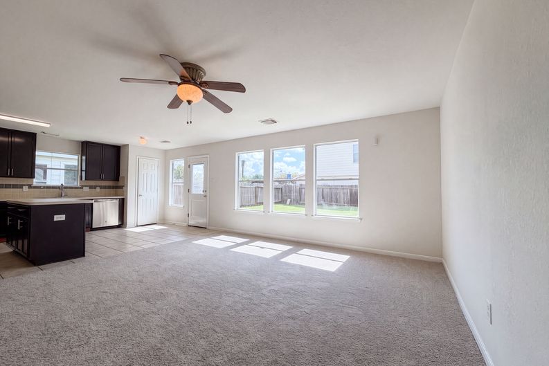 Photo 18 of 22 of 16519 Eaglewood Shadows Dr, Sugar Land, TX