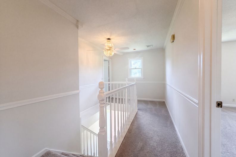 Photo 16 of 21 of 1818 Fox Chase Dr, Goodlettsville, TN