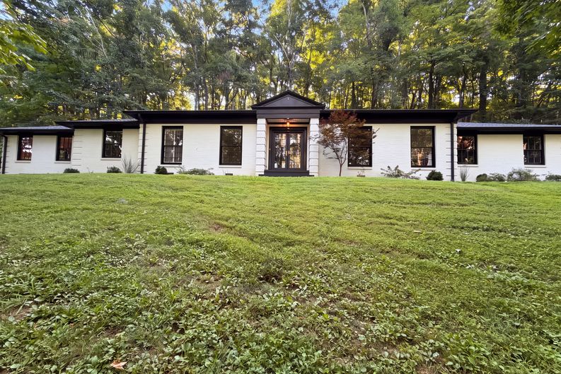 Photo 20 of 29 of 1904 Cromwell Dr, Nashville, TN