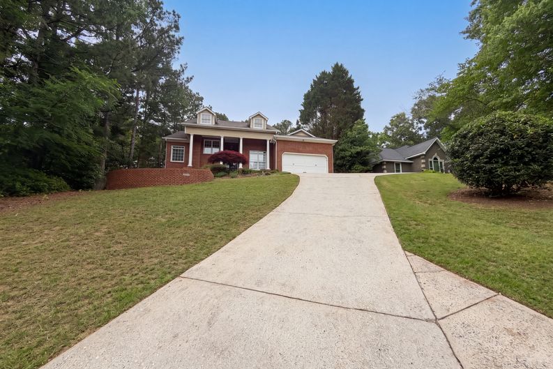 Photo 25 of 30 of 2298 Camden Dr SW, Marietta, GA