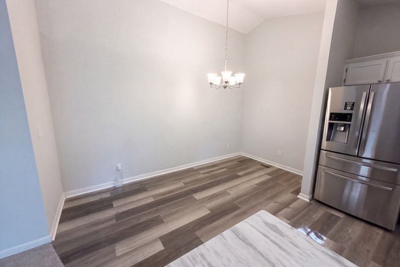 Photo 3 of 17 of 7816 Foxwood Dr, Raleigh, NC